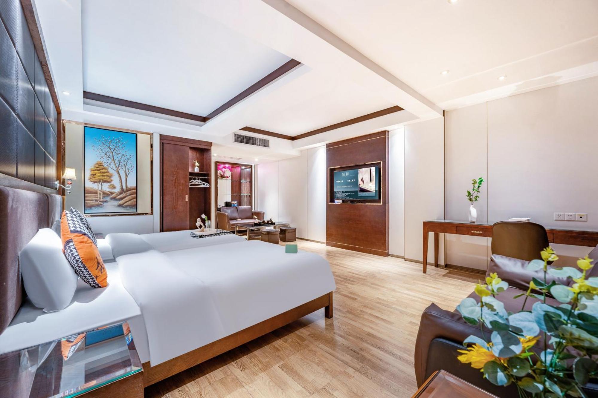Henghe Selected S Design Hotel - Flagship Store Of Guangzhou Baiyun Railway Station International Convention Center--Reputation Preferred Extérieur photo